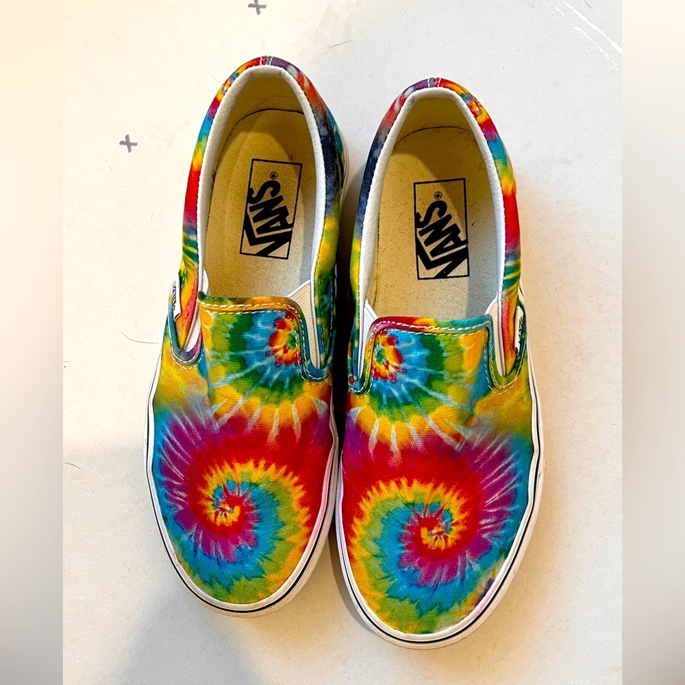 Tie Dye Rainbow Vans